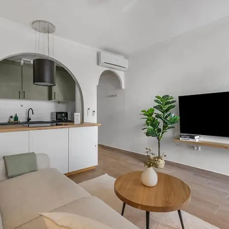 Peaceful 1br 10min Pool & Workspace Torrevieja