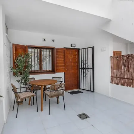 Peaceful 1br 10min Pool & Workspace Torrevieja