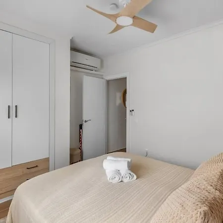Semesterbostad Peaceful 1br 10min Pool & Workspace *